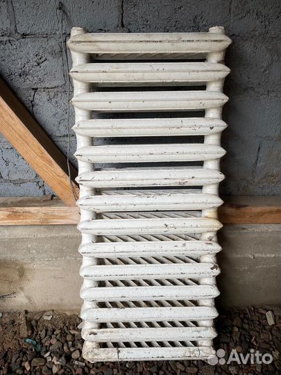 Батарея чугунная