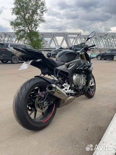 BMW S1000R