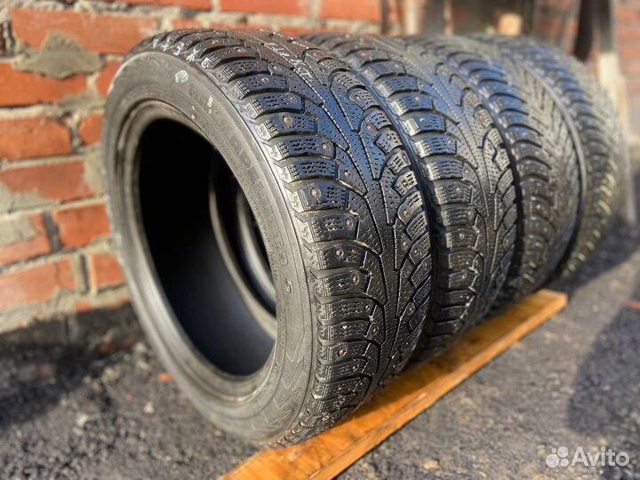 Nokian Tyres Hakkapeliitta 8 205/55 R16 94W