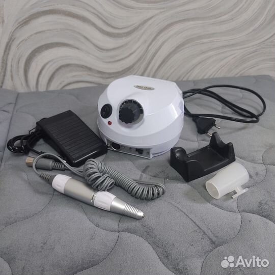 Аппарат для маникюра и педикюра бу