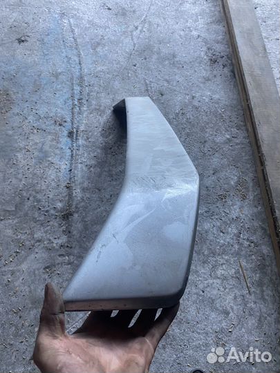 Спойлер Zender мерседес 124 седан