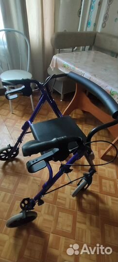 Ходунки для инвалидов на колесах