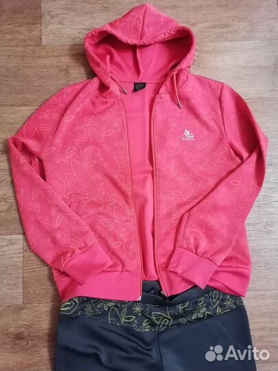 Спортивный костюм