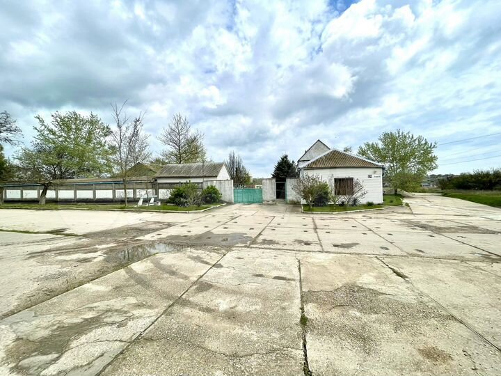 Свободного назначения, 8632 м²