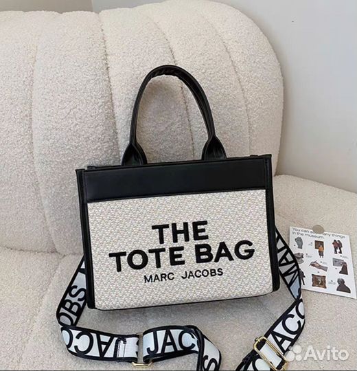 Marc jacobs the tote bag