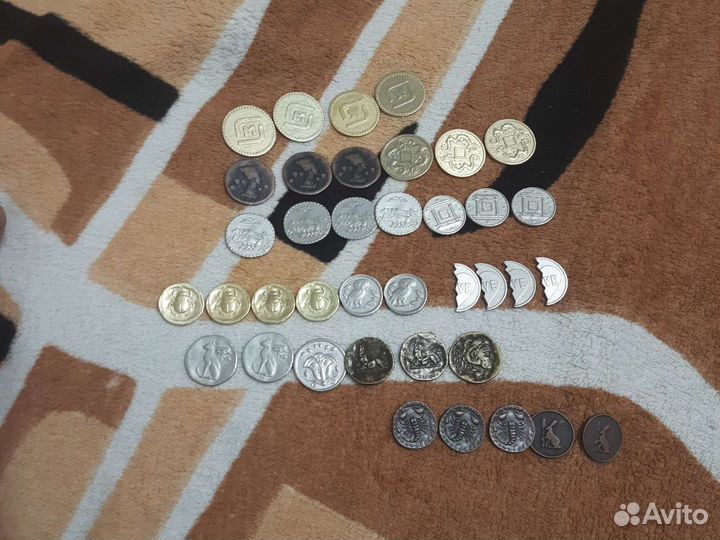 Монеты магнит