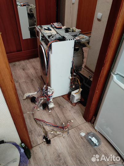 Стиральная машина на запчасти AEG L 16820