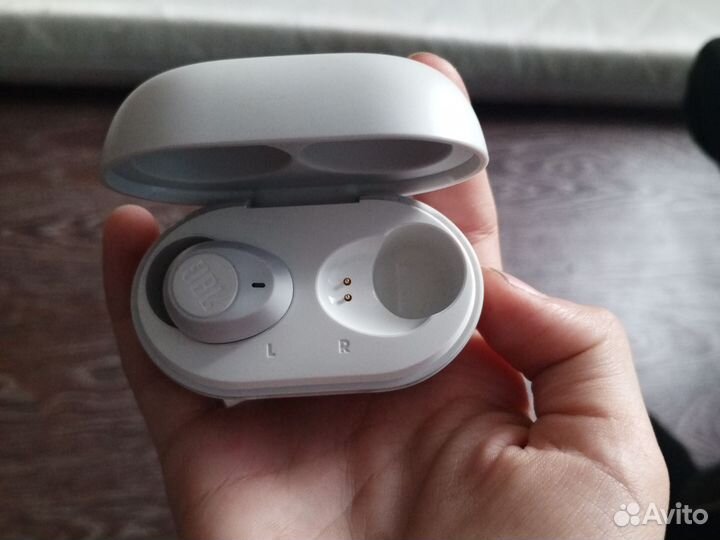 Блютуз наушники JBL бу