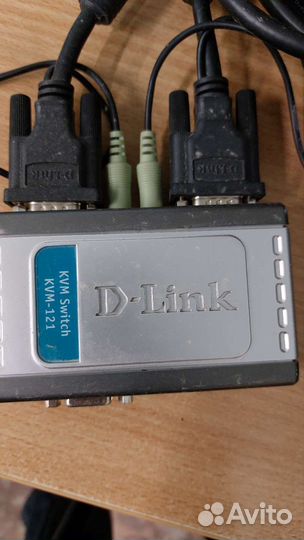 Соединитель 2х пк Свич D-Link KVM-121