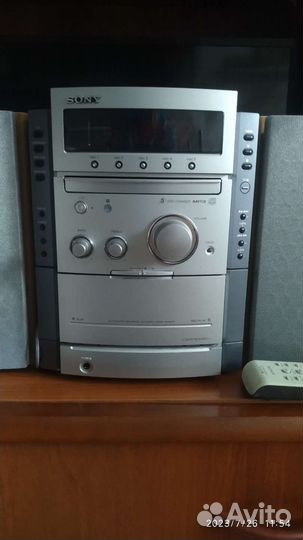 Музыкальный центр sony MNC -NXM1