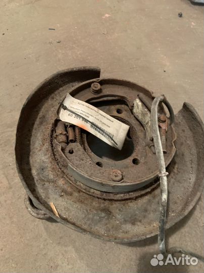 Поворотный кулак mitsubishi pajero Monbeo 3