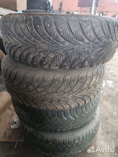 Sava Eskimo Stud 195/60 R15