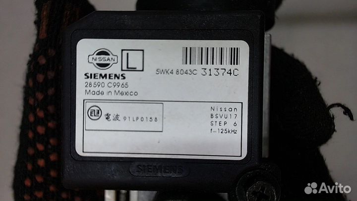 Замок зажигания Nissan Almera Tino, 2003