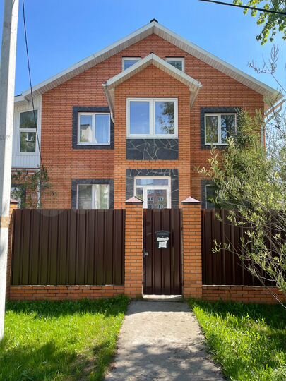 Дом 274 м² на участке 10 сот.