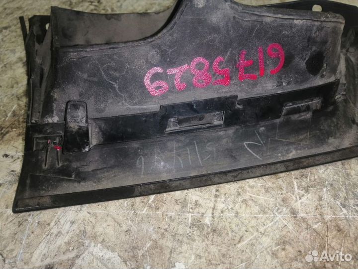 Решетка радиатора Субару