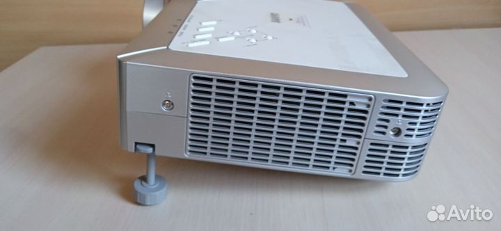 Проектор sanyo PLC-XU83