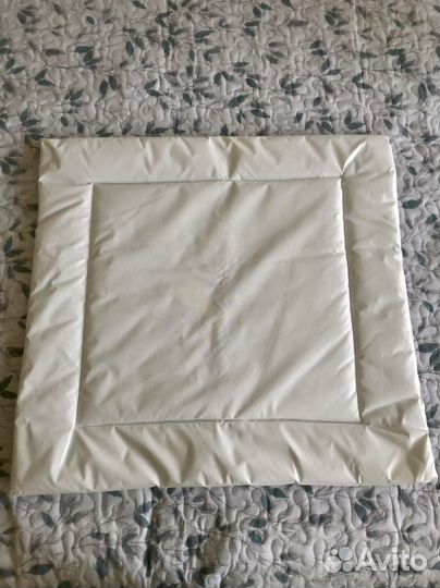 Матрасик на пеленальный столик