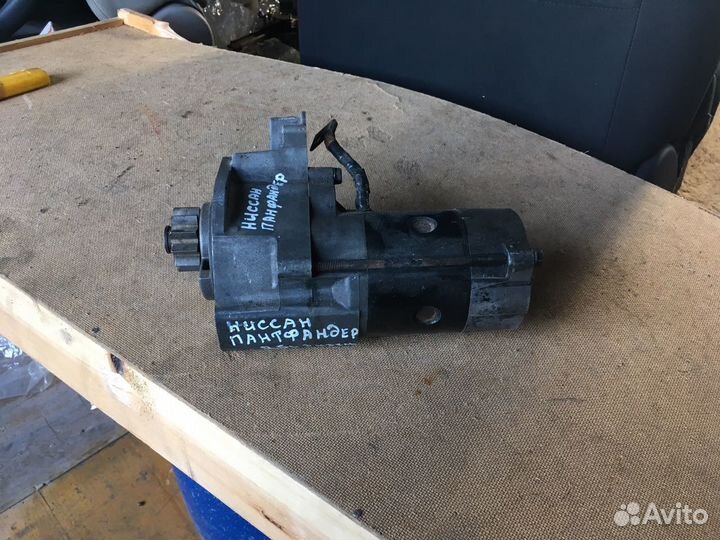 Стартер Nissan Pathfinder R51