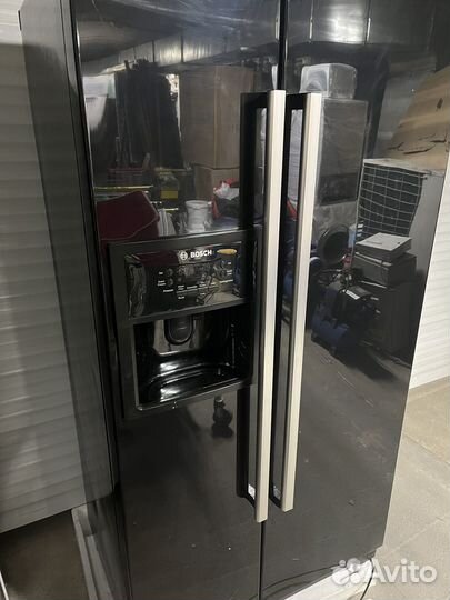 Холодильник side by side Bosch
