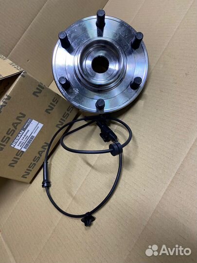 Ступица переднего колеса infinitiQX80