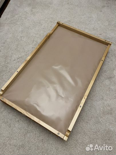 Пеленальная доска на кроватку