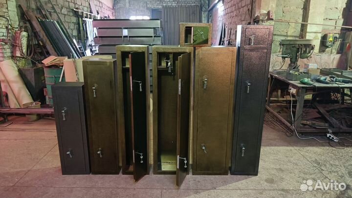 Оружейный шкаф, сейф