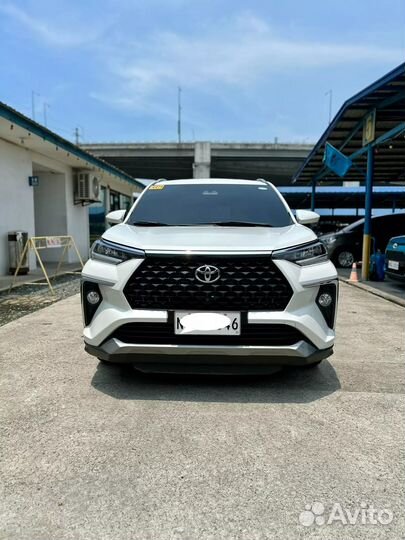 Toyota Veloz 1.5 CVT, 2023, 15 000 км