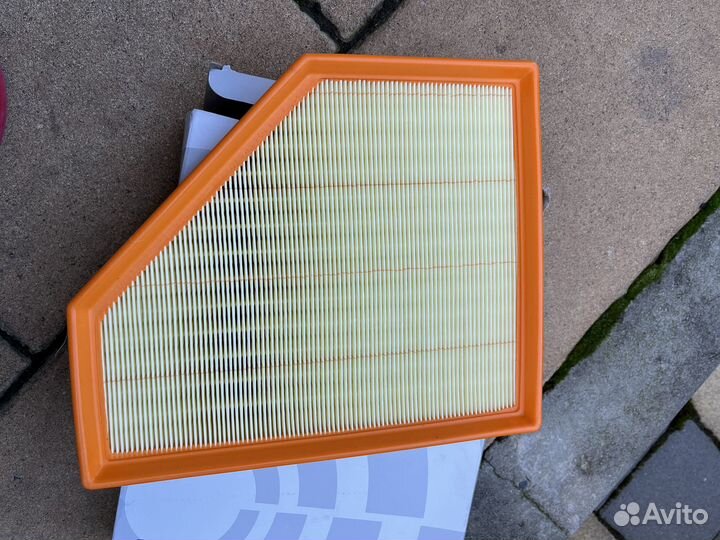 Фильтр воздушный BMW G20 13718580428