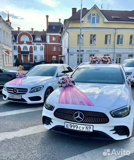 Авто на свадьбу, кортежи, украшения