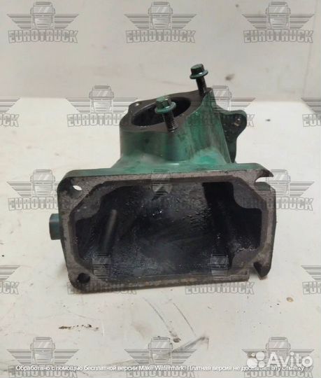 Колено впускного коллектора (Соединитель) Volvo