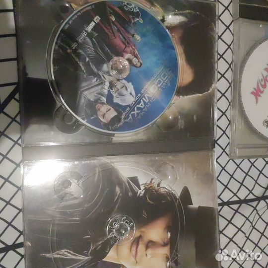 Диски с фильмами и музыкой