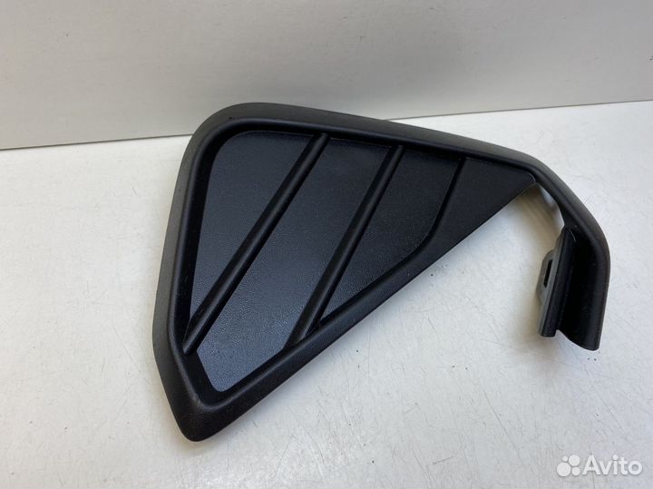 Рамка противотуманной фары левой Volkswagen Polo (RUS) 2020+