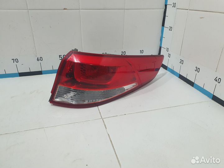 Фонарь задний наружный правый RIO 3 (седан)