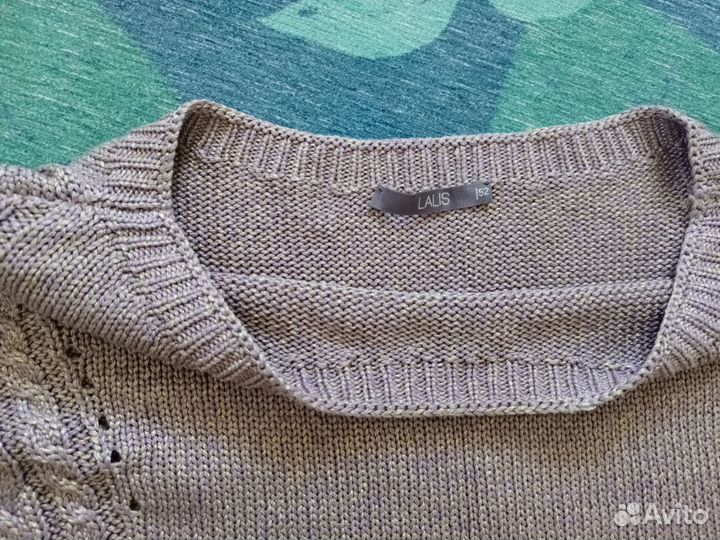 Свитер