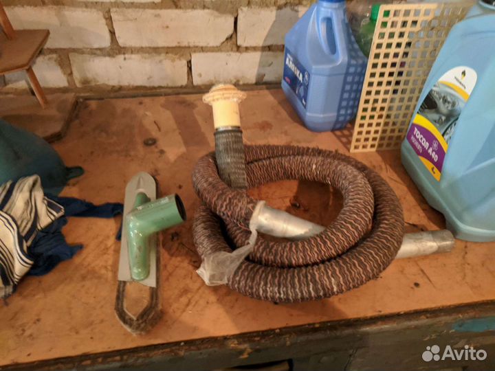 Пылесос Чайка-3