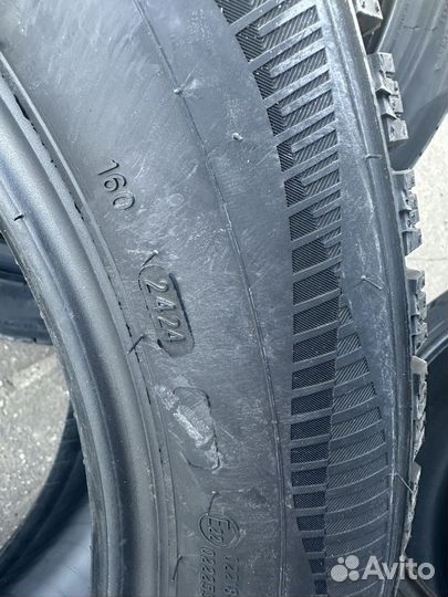 Ikon Tyres Autograph Ice 9 SUV 245/50 R20 105T