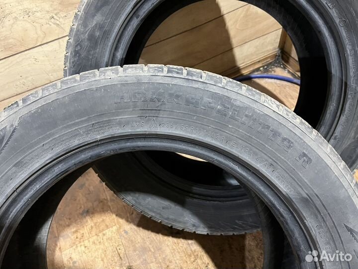Nokian Tyres Hakkapeliitta R 235/55 R17