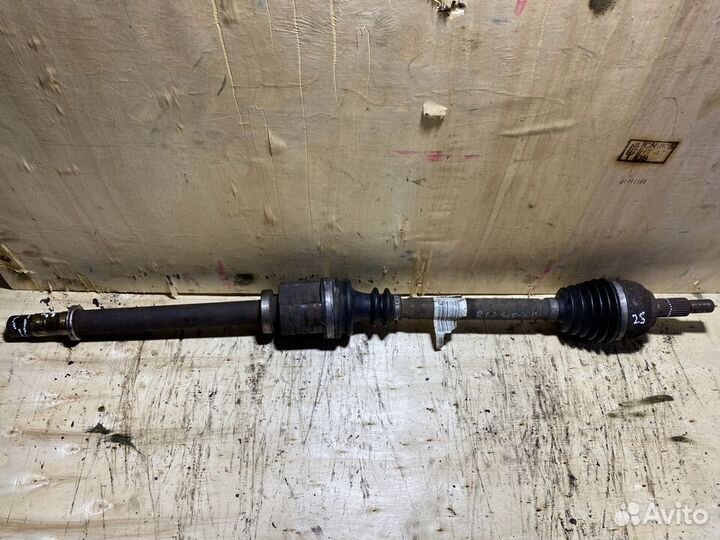 Приводной вал правый Scenic 2 1,9 дизель МКПП P76
