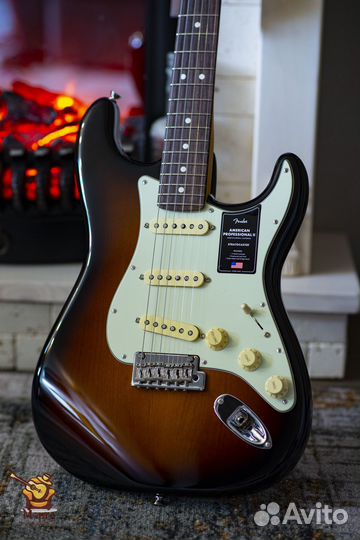 Fender American Professional II Stratocaster Sunbu