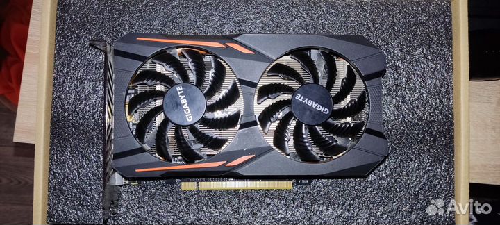 Видеокарта Radeon rx560 4gb