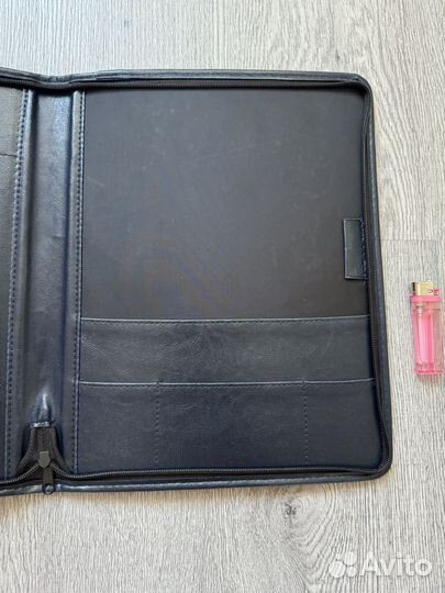 Кожаная папка