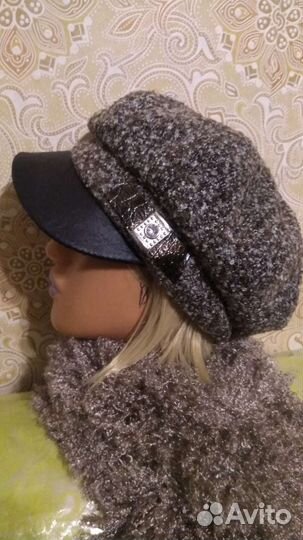 Кепки женскии новые