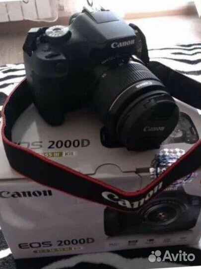 Зеркальный фотоаппарат canon 2000d