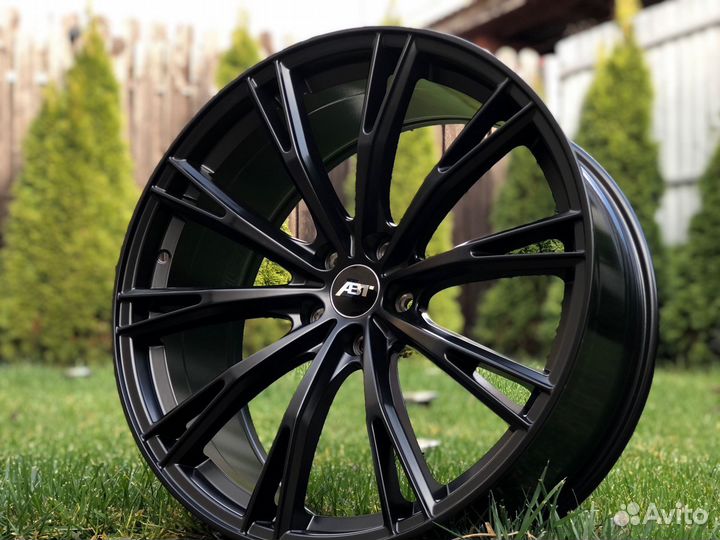 Новые стильные RS диски Audi R21