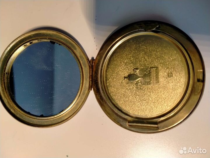 Пудреница Ленэмальер ссср.1950г.латунь