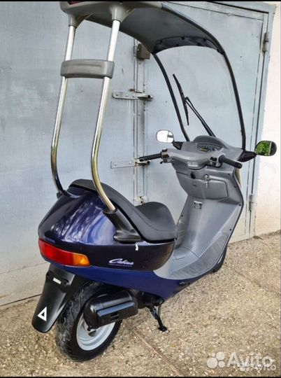 Продаю скутер хонда (Honda) кабина