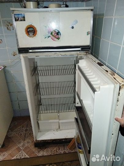 Холодильник бу