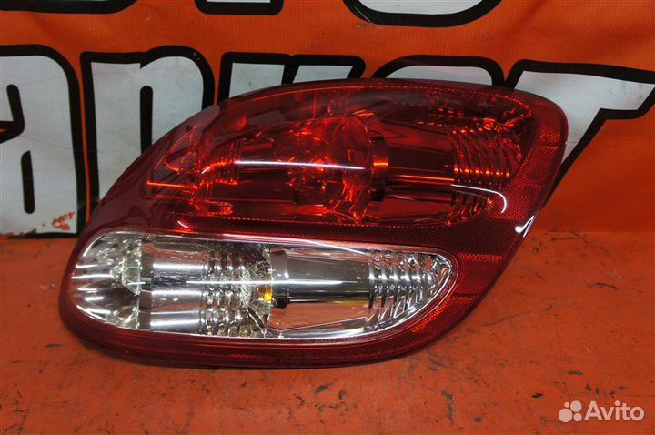Стоп задний правый Toyota Tundra UCK40 2006