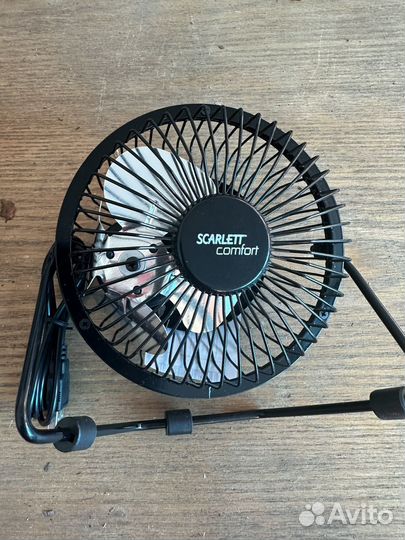 Вентилятор настольный scarlet