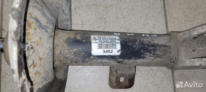 Амортизатор передний правый Citroen C4 2005-2011